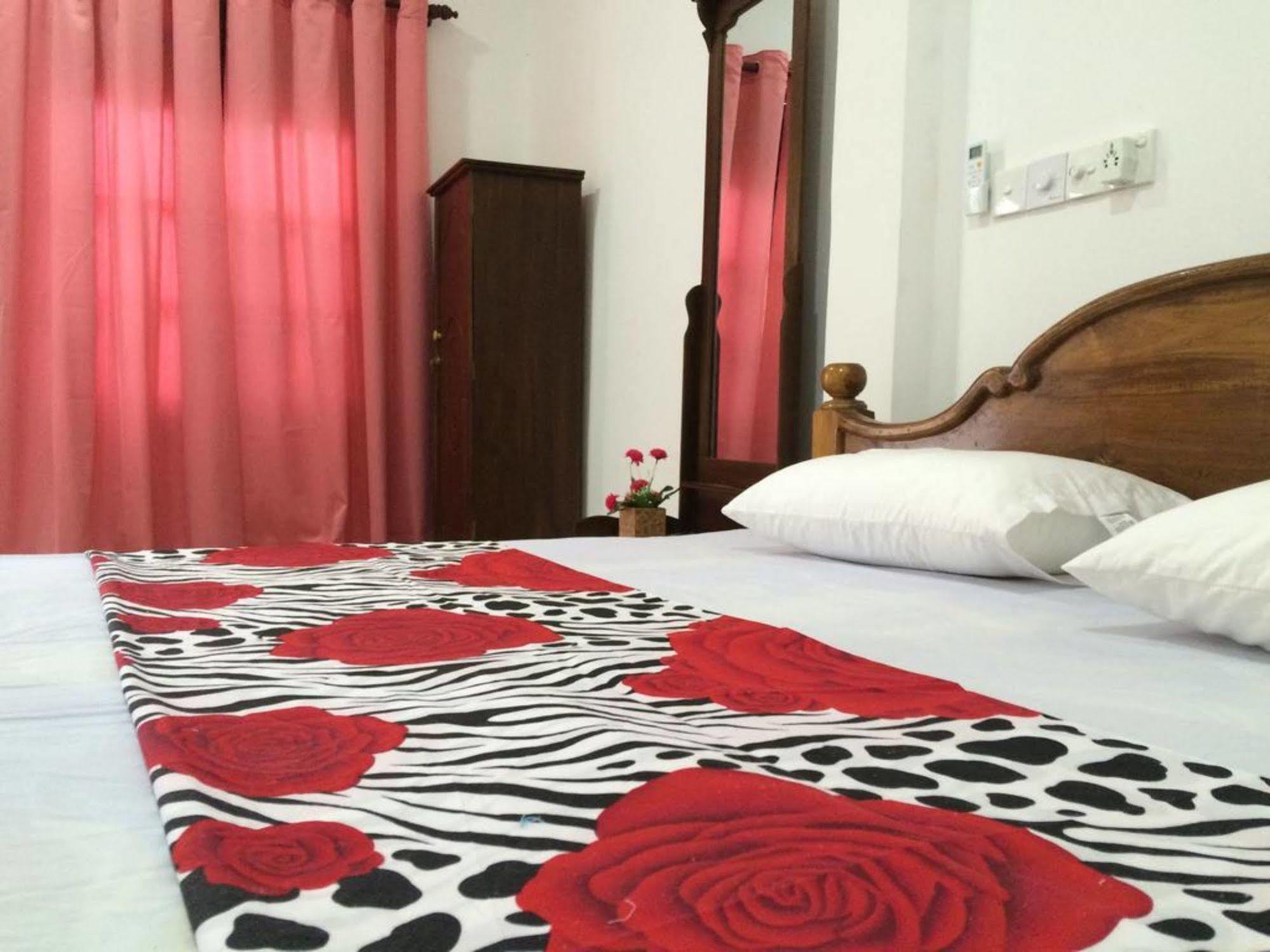 Sun Rest Mirissa Hotel Banduramulla Ngoại thất bức ảnh