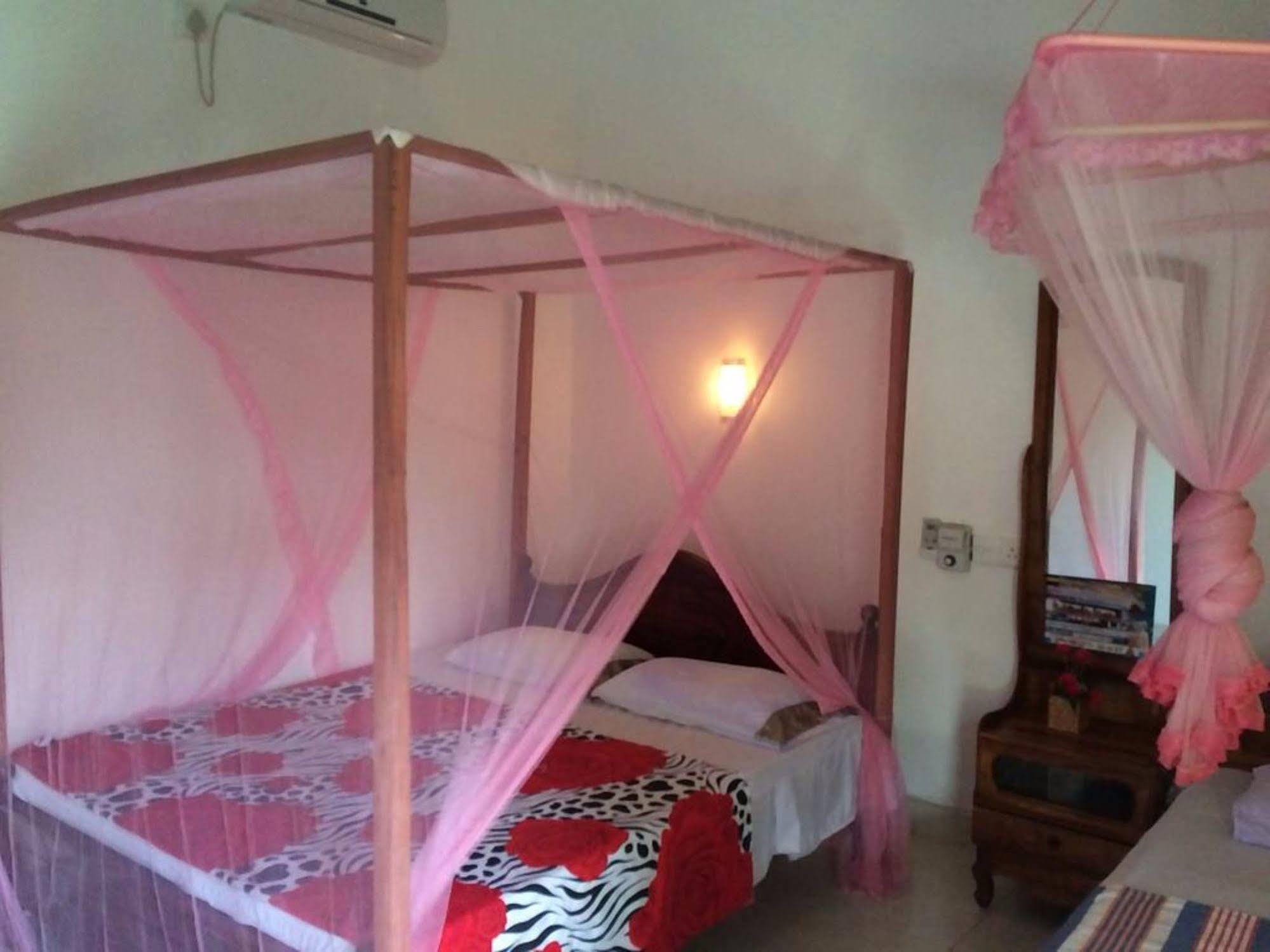 Sun Rest Mirissa Hotel Banduramulla Ngoại thất bức ảnh